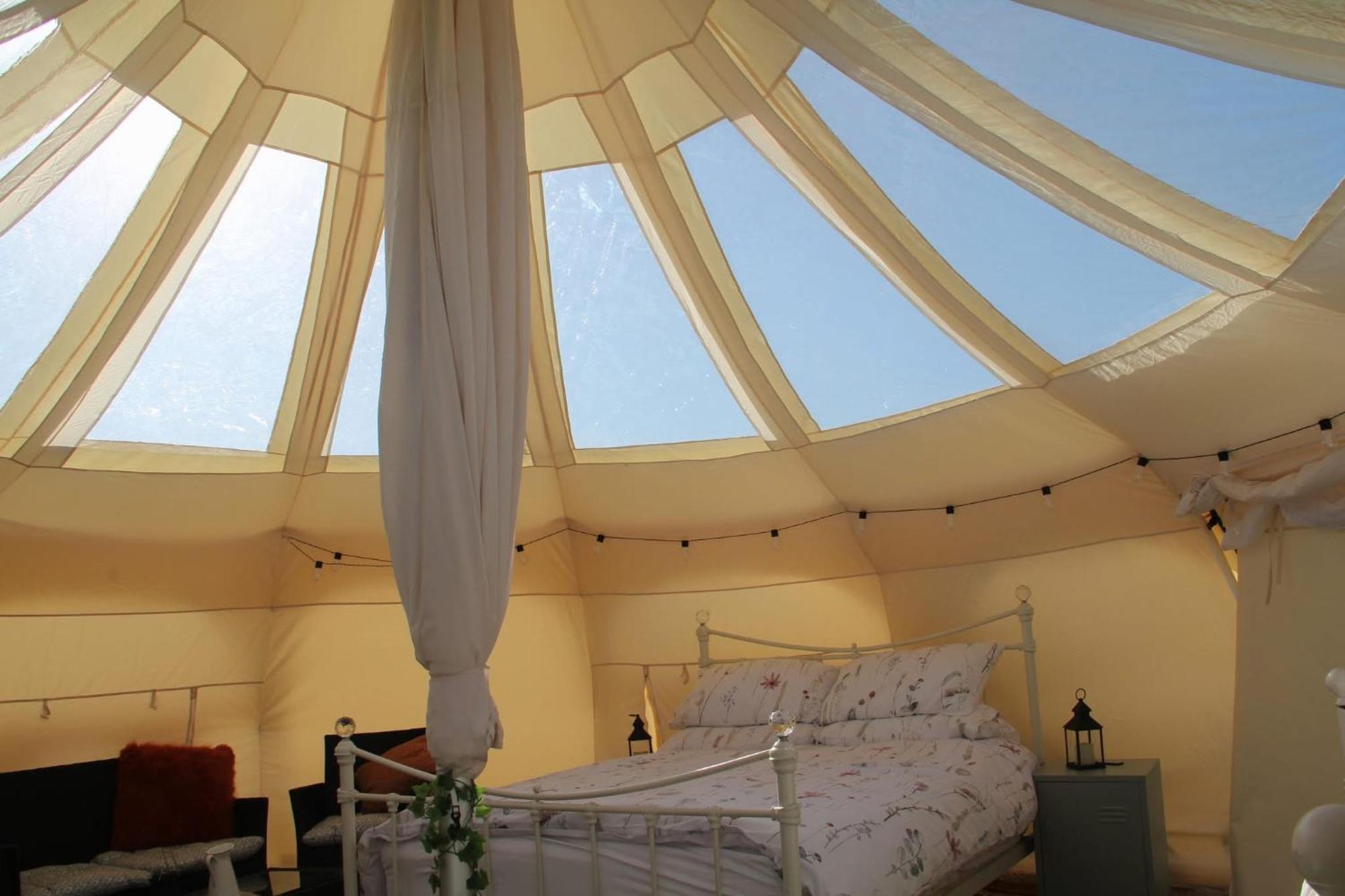 Tal-Y-Fan Farm 6M Stargazer Tent Bridgend  Exterior foto