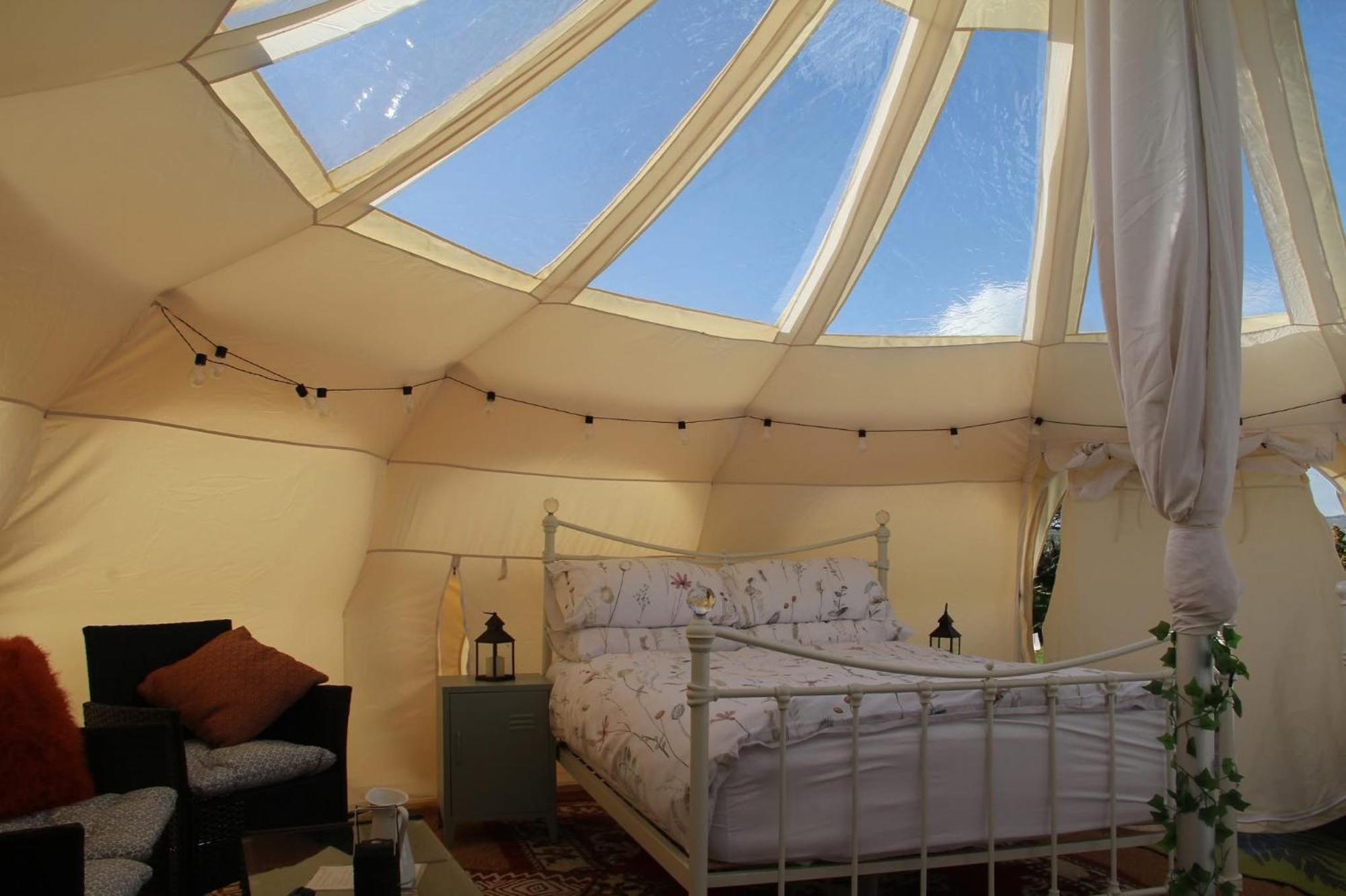 Tal-Y-Fan Farm 6M Stargazer Tent Bridgend  Exterior foto