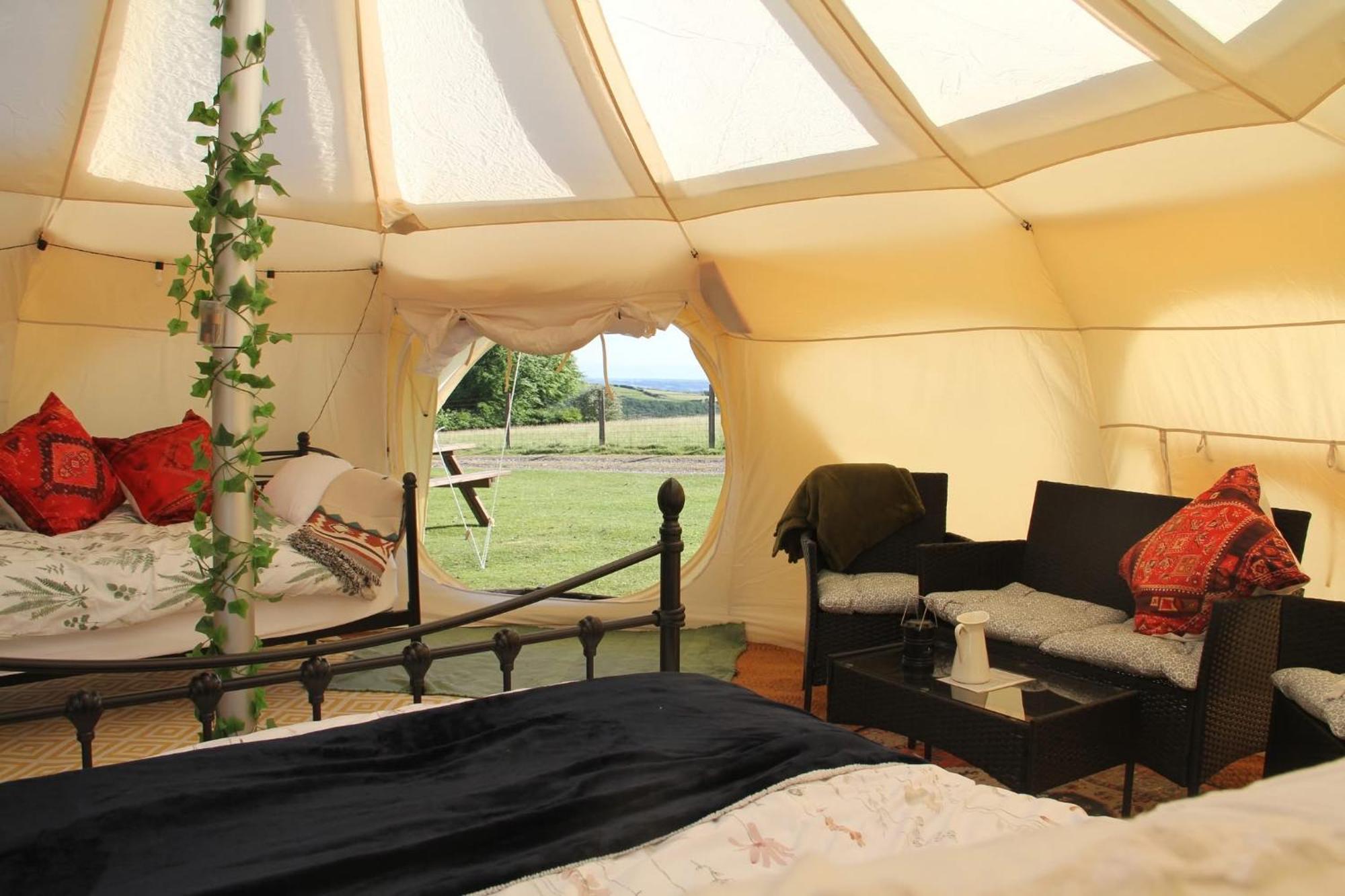 Tal-Y-Fan Farm 6M Stargazer Tent Bridgend  Exterior foto